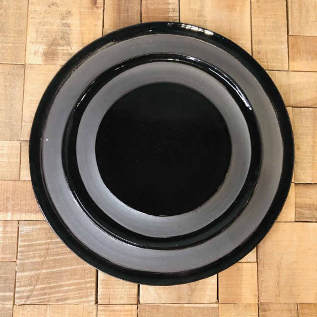 Elephantom.Design Set of 4 3D-patterned plates - Black glazed stoneware - 16 à 26 cm - Handmade • Basalt Elephantom.Design Set of 4 3D-patterned plates - Black glazed stoneware - 16 à 26 cm - Handmade • Basalt