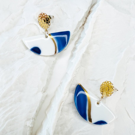 Azura • Boucles d'oreilles bleues  - Porcelaine et or