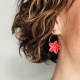 AKAHANA • Boucles d'oreilles fleurs rouges  - Porcelaine