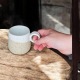 La tasse à café avec anse  - Grès pyrité - Fait main • Grains de beauté