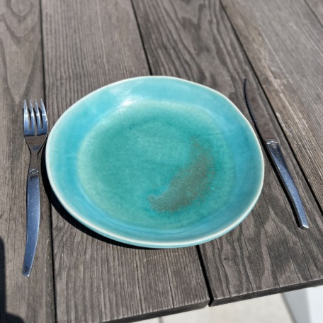 Assiette turquoise – Grès artisanal • Collection Lagon - Fin de série