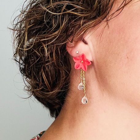 Flavia - Crochets d'oreilles • Porcelaine teinte en rouge