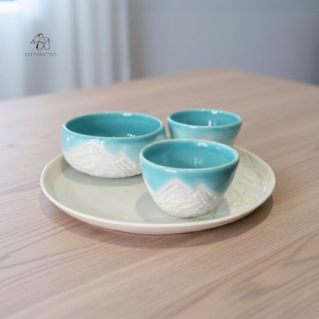 COFFRET CADEAU - Service apéritif Pyrénées bleu turquoise - 1 Plateau et 3 bols en Porcelaine • Création artisanale