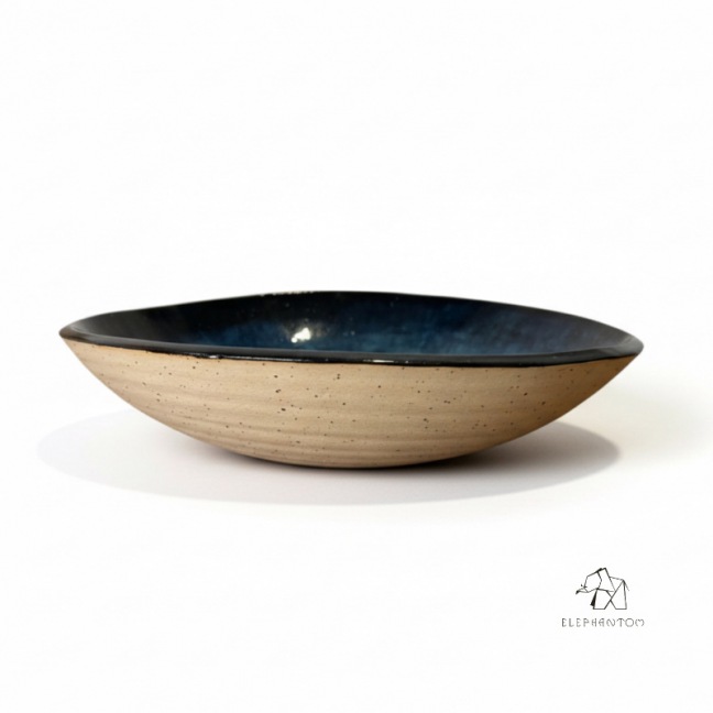 Black stoneware salad bowl - 15 cm - 100% handmade - Unique item • Basalt