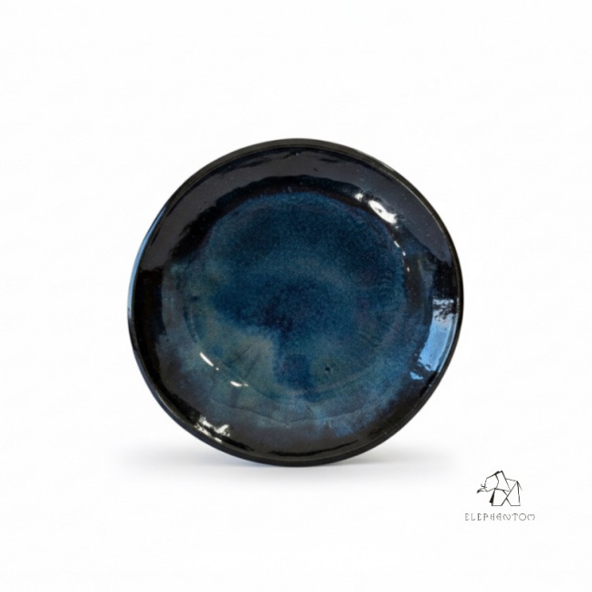 Black stoneware salad bowl - 15 cm - 100% handmade - Unique item • Basalt