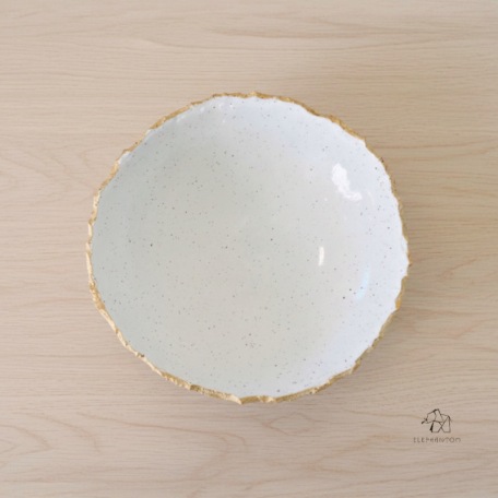 Grand saladier bord craquelé – Grès pyrité crème • Création artisanale