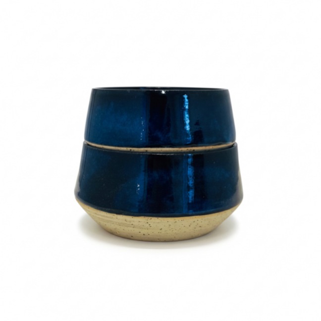 Black stoneware salad bowl - 15 cm - 100% handmade - Unique item • Basalt