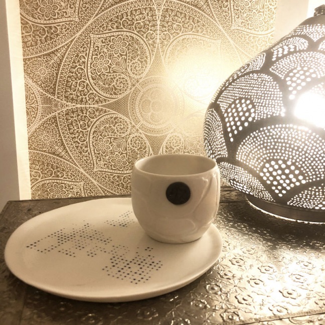 Elephantom.Design COFFRET CADEAU - Tasse à cappuccino et assiette - Porcelaine - Artisanat • Banquise