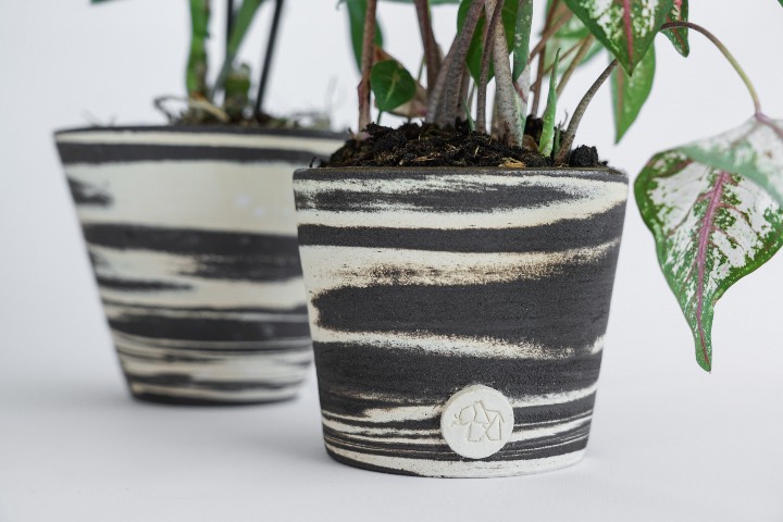 Grand pot pour plante interieur