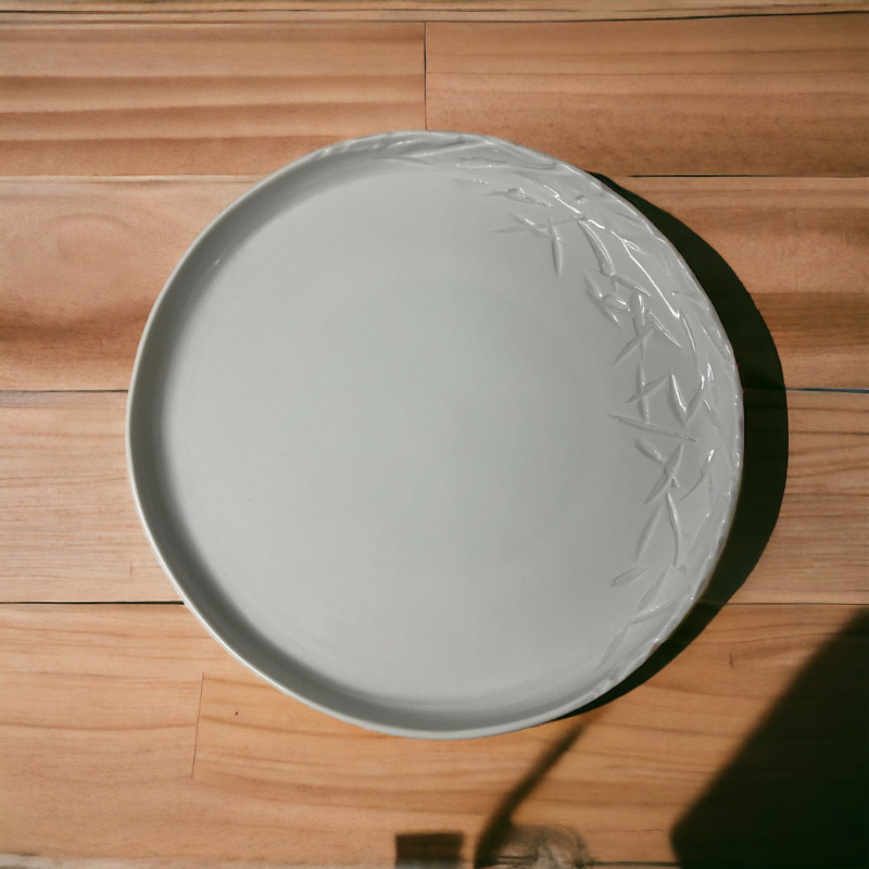 assiette-porcelaine-texturee-artiste-elephantom-design